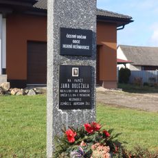 Památník Jana Doležala v Horních Heřmanicích