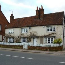 The Green Cottage  The Wellington Cottage