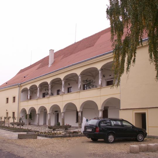 Slatina Castle