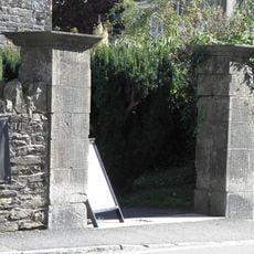 West Gateway And Gates To Churchyard, Church Of St Mary