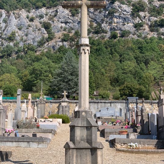 Cemetery cross of Saint-Benoît