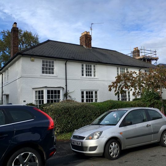 Nos. 33 & 35 Lon Isa