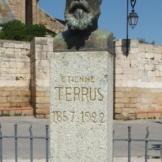 Monument to Étienne Terrus