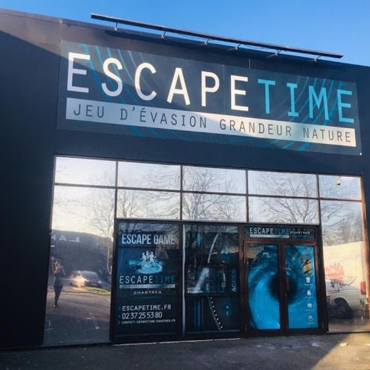 Escape Time Chartres