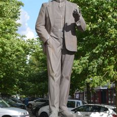 Monument à Jules Destrée - Alphonse Darville - Charleroi