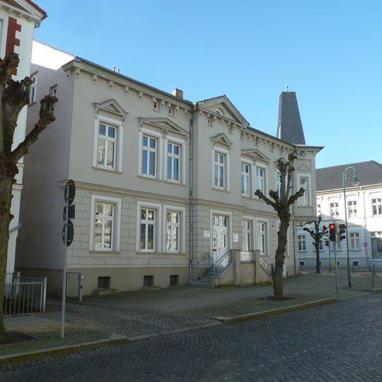 Augustastraße 11