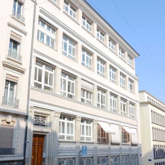 Ancienne manufacture Gay Frères