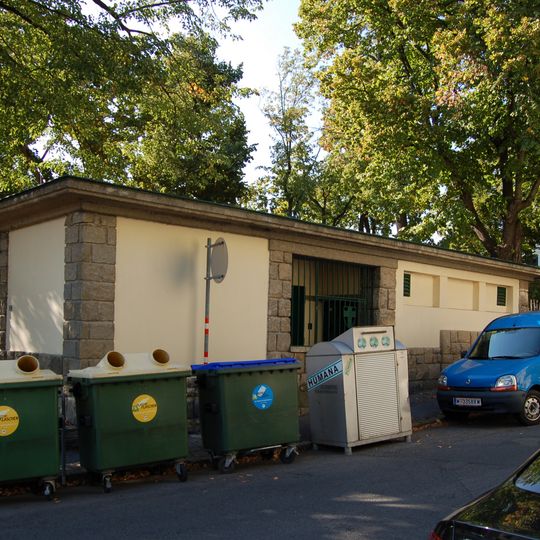 Höhenstraßenbauwerk