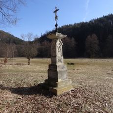 Wayside cross in Klamorna