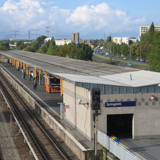 Berlin Springpfuhl station