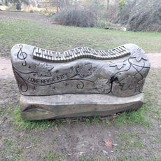 Opera d'arte, panchina