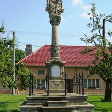 Sloup se sousoším Nejsvětější Trojice