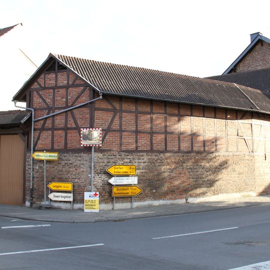 Langgönser Straße 2