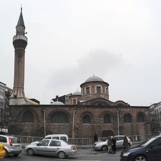 Mesquita Fenari Isa