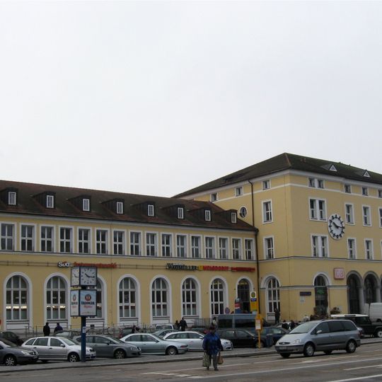 Station building at Regensburg Central Station