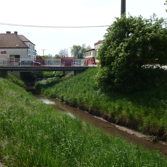 Most silnice I/55 přes Salašku ve Starém Městě na náměstí Hrdinů