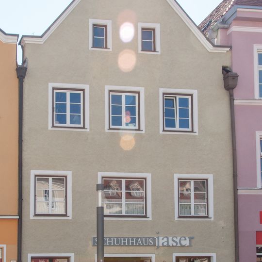 Wohn- und Geschäftshaus, sog. Rotgerber