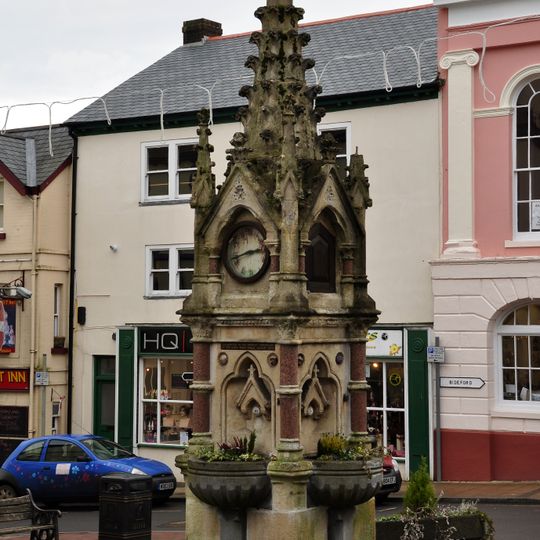 Fountain In Centre Of Road At South End