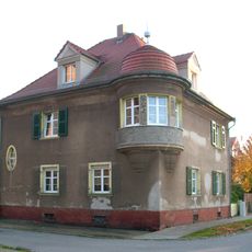 Wohnhaus und Nebengebäude (Einzeldenkmal zu ID-Nr. 09209731) Parkstraße 4