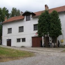 Spichrz, ob. OSP w Ustrobnej