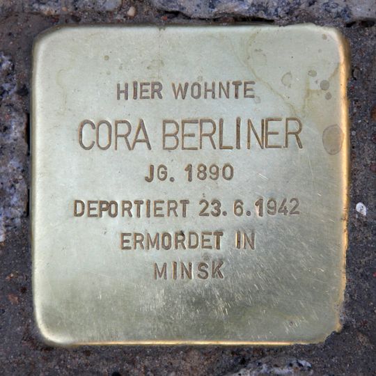 Stolperstein en memoria de Cora Berliner