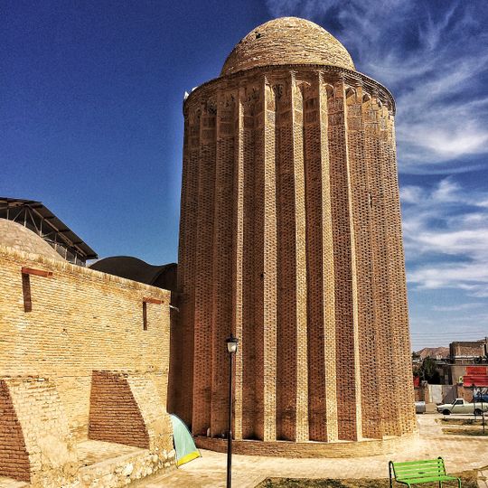 Kashaneh Tower