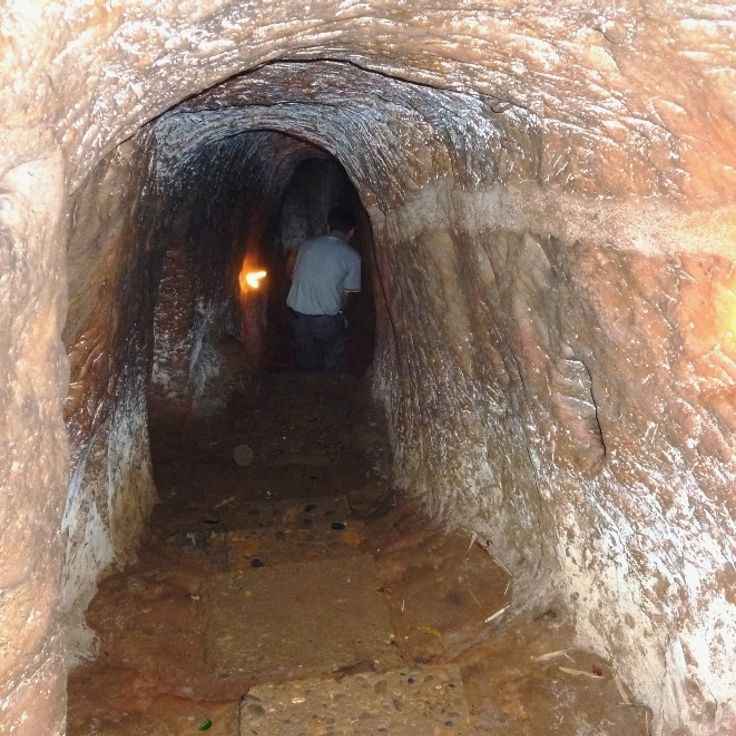 Tunnel di Vinh Moc