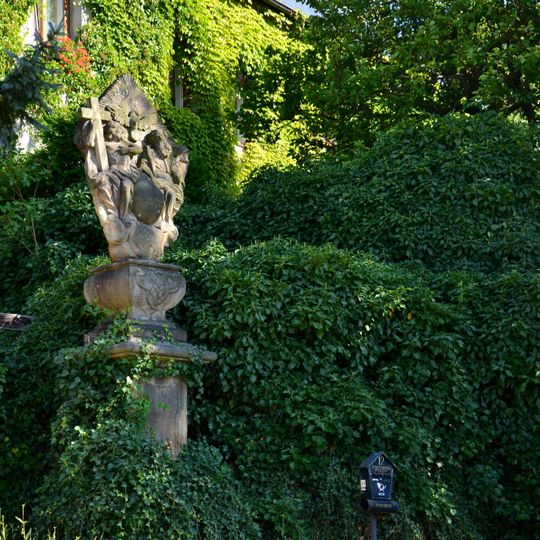 Sloup se sousoším Nejsvětější Trojice