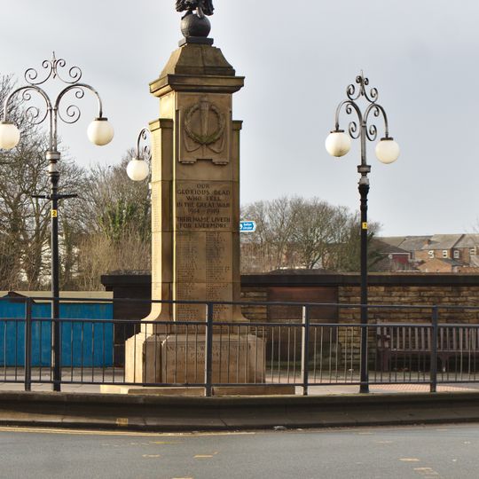 Lamp standards at Seaforth and Waterloo War Memorial