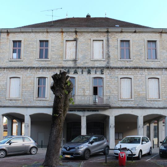 Town hall of Serrières-de-Briord