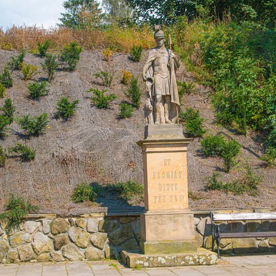 Socha svatého Floriana v Teplicích nad Metují v ulici Zámecká