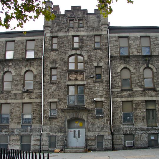 Simon Muhr Work Training School