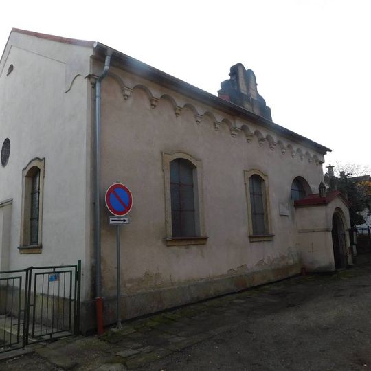 Pamětní deska na bývalé synagoze v Hořicích