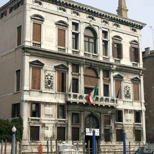 Palazzo Papadopoli