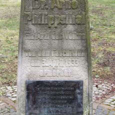 Memorial stele for Dr Arno Philippsthal
