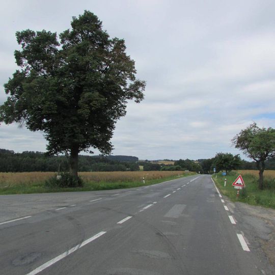 Kříž na křižovatce u SPV Plevnice