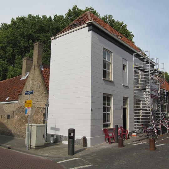 Vest 127, Dordrecht