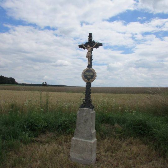 Kříž u dřevozpracujícího družstva Lukavec