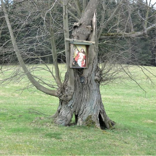 Obrázek Nejsvětější Trojice naproti domu 285 v Lipové