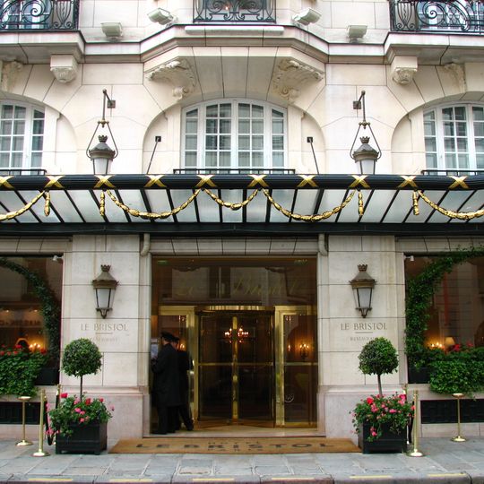 Le Bristol Paris