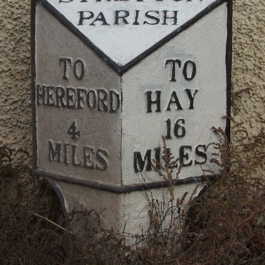 Milepost, Sugwas Pool, by "Fourth Milestone House"