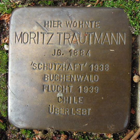 Stolperstein en memoria de Moritz Trautmann
