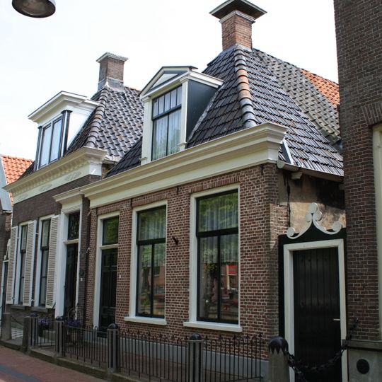 Raadhuisstraat 10, Balk