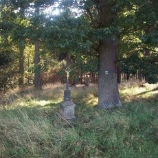 Kříž mezi Lipí a Manětínem