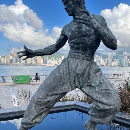 Statue of Bruce Lee