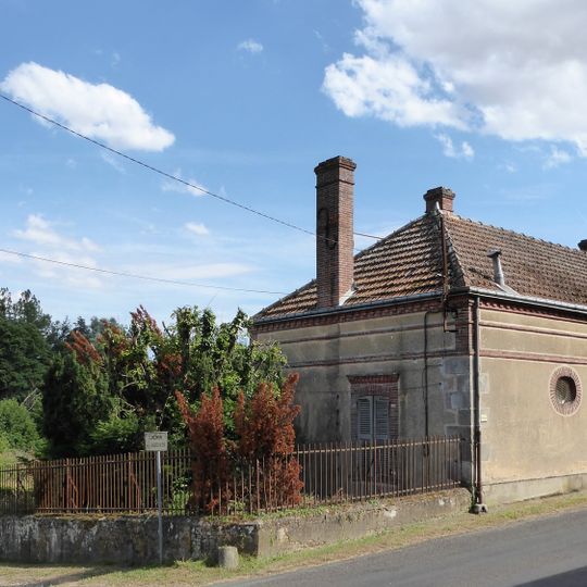 Machine hydraulique, Crécy-Couvé