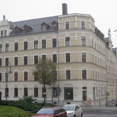 Mietshaus in geschlossener Bebauung in Ecklage Ludwig-Kirsch-Straße 32