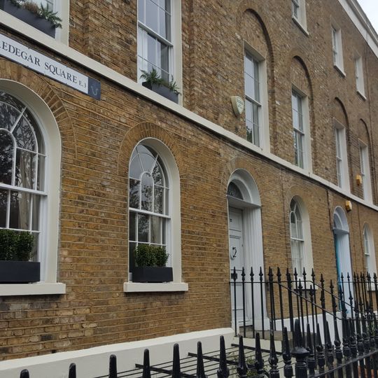 7-22, Tredegar Square E3