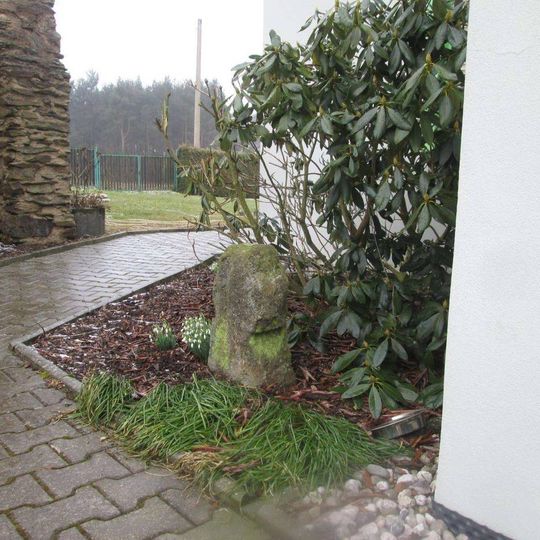 Smírčí kříž u Lhoty v osadě U Silnice