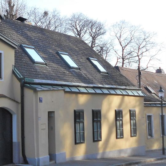 Wohnhaus Krapfenwaldgasse 6